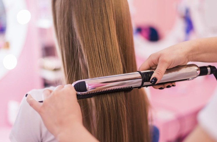 fer à lisser pour cheveux